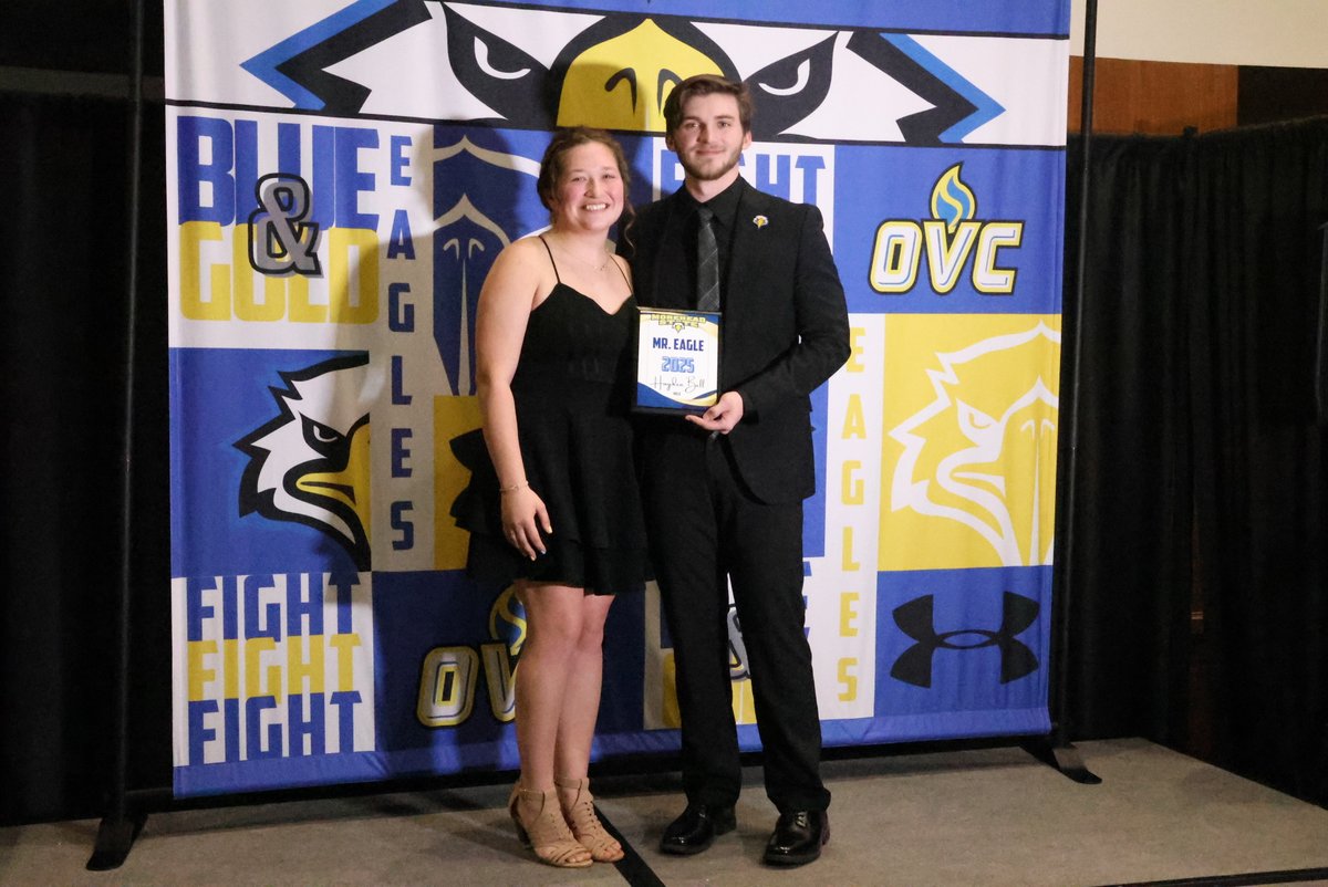 Congrats to all our end of the year award winners for Athletics. Our student-athletes' and staffs' dedication and commitment to excellence is incredible. Check out the list here ⬇️ and stayed tuned for more photos and videos.

Story: tinyurl.com/35vkwyde

#SkoEags #SoarHigher