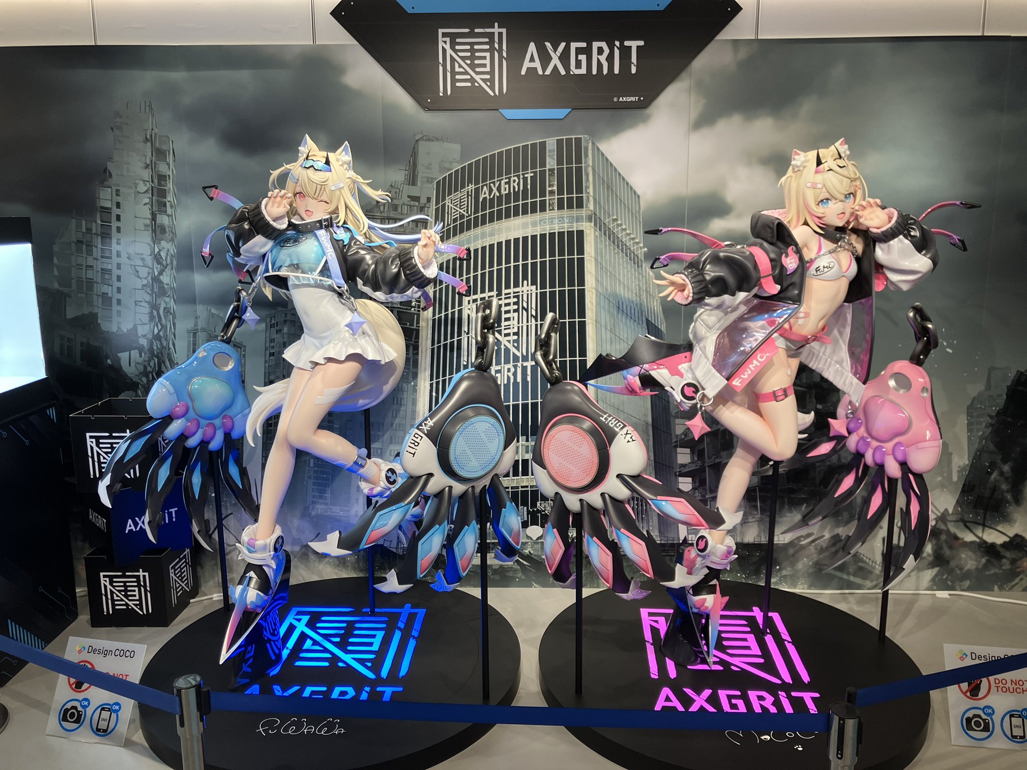 イコモチ　等身大タペストリー　フワワ　モココ　2個セット　フワモコ　 C105 イコモチ 等身大タペストリー フワワ モココ 2個セット フワモコ