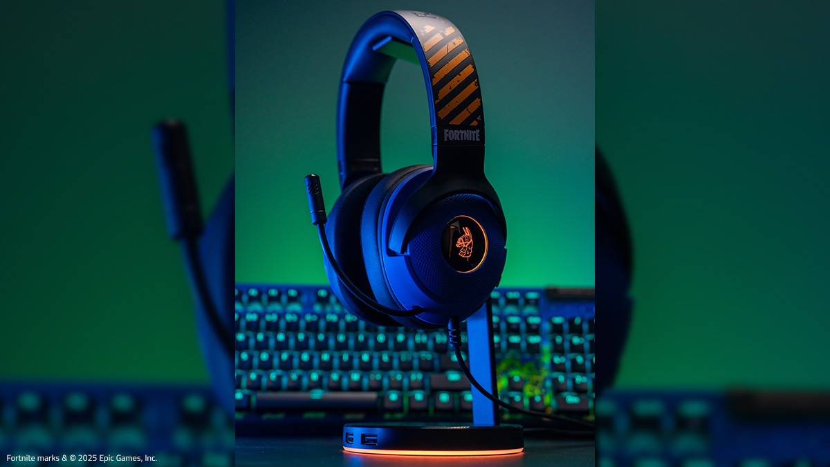 Razer's tweet image. Squad up and call out rotations in style — get the Razer Kraken V3 X Fortnite Edition gaming headset and secure that W now: rzr.to/razer-fortnite 

#RazerHeadset #RazerFortnite #RazerKraken