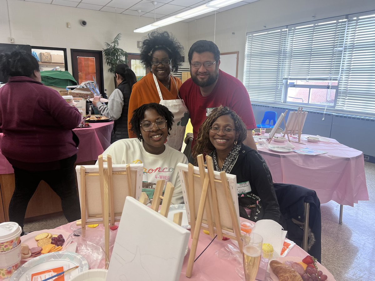 Family & Community Engagement (@pgcps_dfsp) on Twitter photo Self-care isnât selfish â itâs essential.
Build connections with other parents at your childâs school.
Community strengthens resilience â for us and our kids.
Show up for yourself, and youâll show up stronger for them. #SelfCare #ParentEngagement #StrongerTogether
<a href="/pgcps/">PGCPS</a> Self-care isnât selfish â itâs essential.
Build connections with other parents at your childâs school.
Community strengthens resilience â for us and our kids.
Show up for yourself, and youâll show up stronger for them. #SelfCare #ParentEngagement #StrongerTogether
<a href="/pgcps/">PGCPS</a>