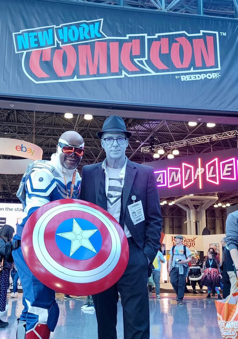 When my best friend and I dressed as our favorite superheroes for comic-con #nationalsuperheroday