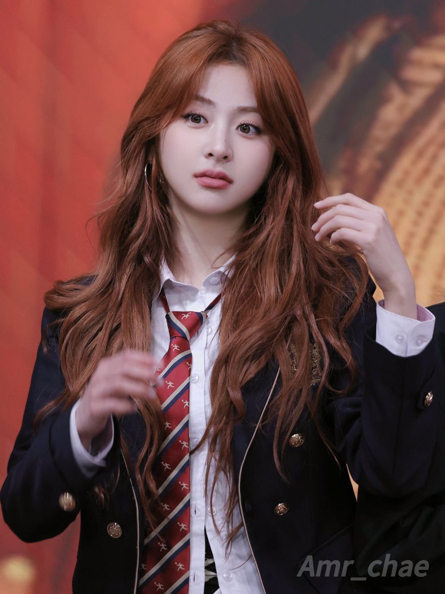 huhyunjinpics's tweet image. i’m still here