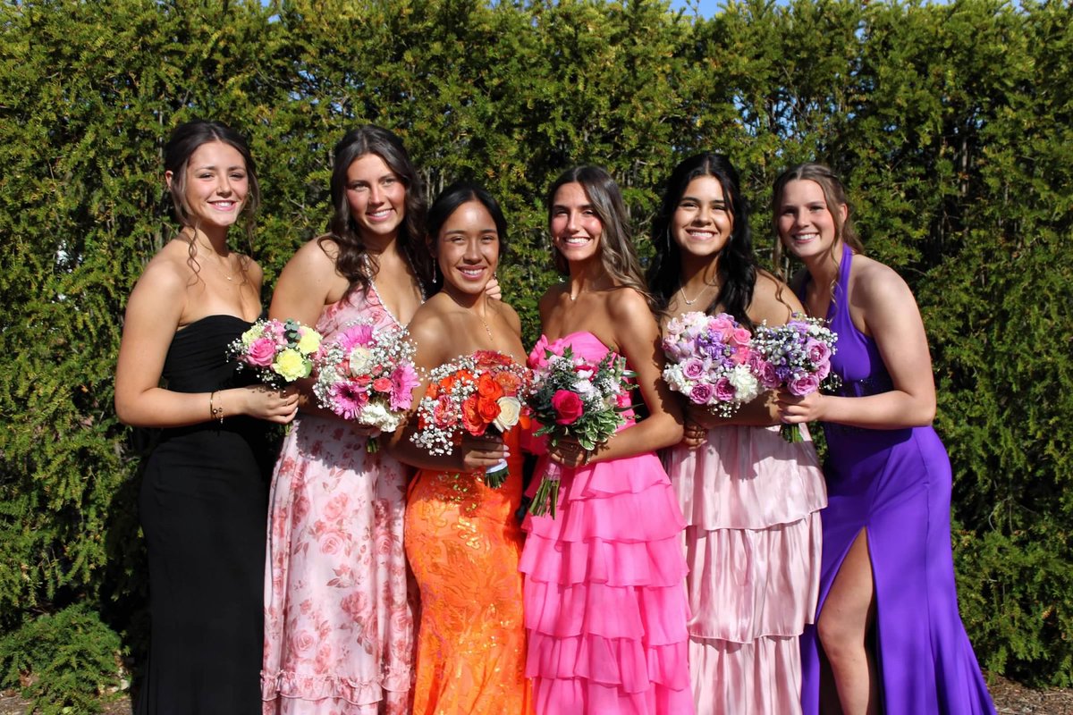 A few of our sectional champs traded their basketball gear for prom dresses and heels this past weekend! Beautiful women on and off the court!