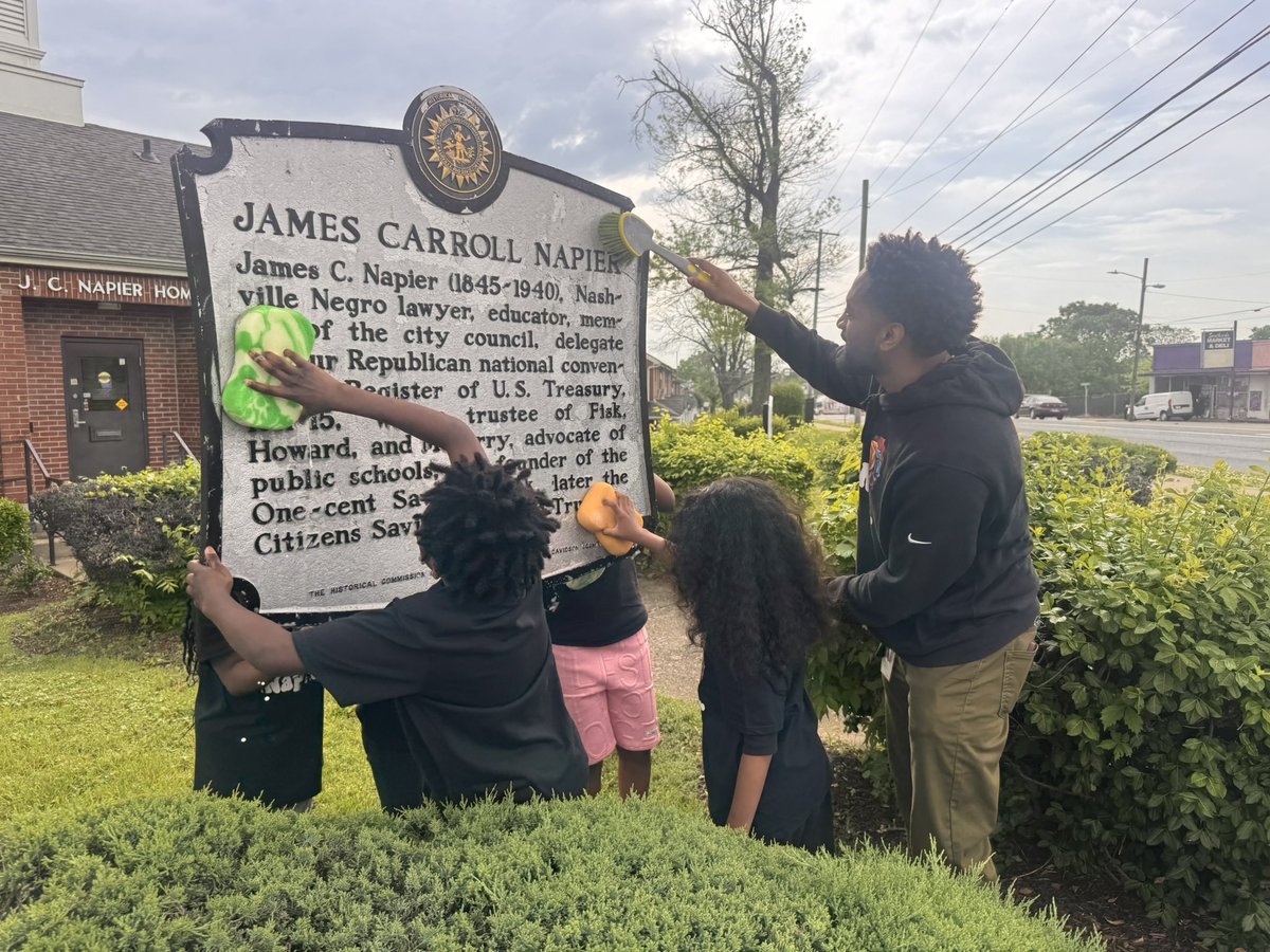 This picture explains my “why”. 🤞🏾🖤

It’s easy to build strong children than to repair broken adults. -Fredrick Douglas