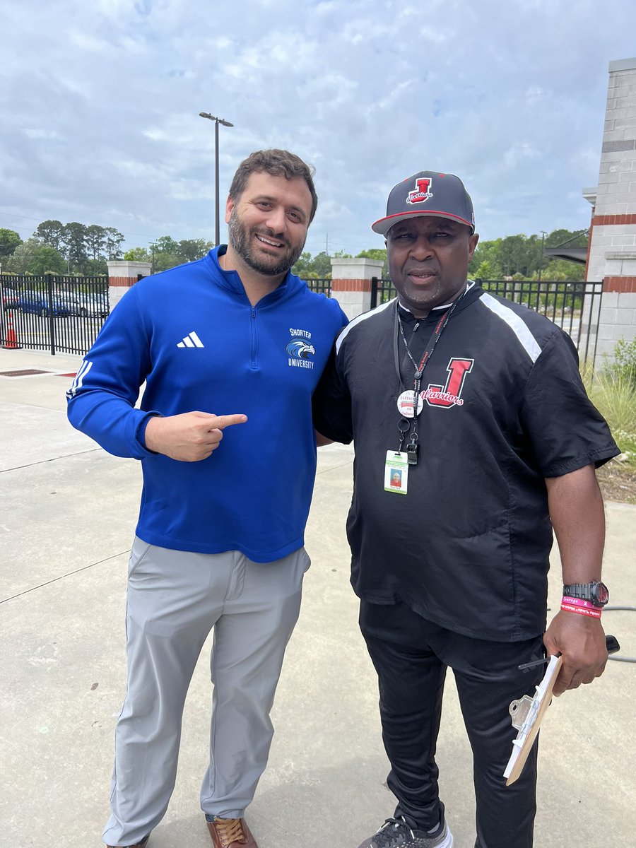 Jenkins High School Recruiting (@footballhvj) on Twitter photo Thank You Shorter OC/QB Coach <a href="/SU_Coach_Robles/">Blake Robles</a> For Visiting Jenkins Today. <a href="/coachtwelch1/">coachtwelch</a> <a href="/TrainerOfSpeed1/">Coach James</a> <a href="/benton_leroy/">Leroy Benton</a> Thank You Shorter OC/QB Coach <a href="/SU_Coach_Robles/">Blake Robles</a> For Visiting Jenkins Today. <a href="/coachtwelch1/">coachtwelch</a> <a href="/TrainerOfSpeed1/">Coach James</a> <a href="/benton_leroy/">Leroy Benton</a>
