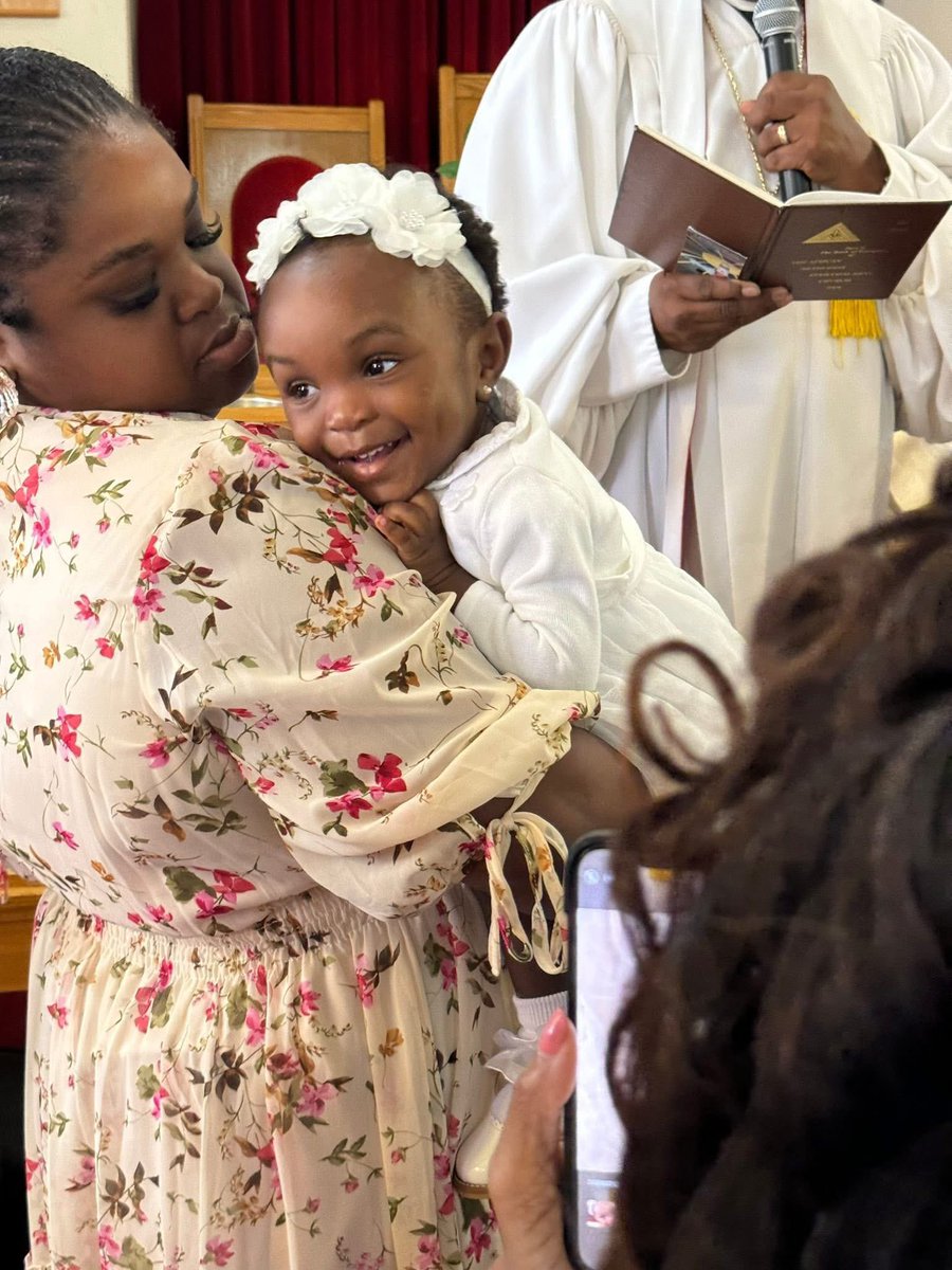 Flysquiid's tweet image. God is within her, she will not fall 🤍