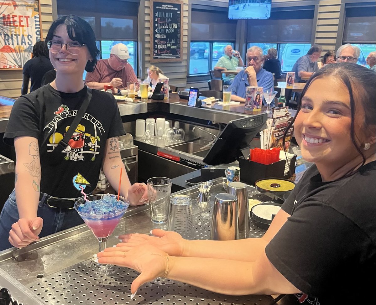 Craig Cox (@cdcox71) on Twitter photo Lily out here slinging some #RadicalRitas in the 618! <a href="/tathiessen/">Tiffani Thiessen </a> approved! #$6Marg #BartenderNotPretender #MOTM #ThatBlueFloatTho <a href="/kindlykarleigh/">karleigh jo</a> <a href="/Mikwhittington/">Michaela Whittington</a> <a href="/CaraLiebman/">Cara Liebman</a> Lily out here slinging some #RadicalRitas in the 618! <a href="/tathiessen/">Tiffani Thiessen </a> approved! #$6Marg #BartenderNotPretender #MOTM #ThatBlueFloatTho <a href="/kindlykarleigh/">karleigh jo</a> <a href="/Mikwhittington/">Michaela Whittington</a> <a href="/CaraLiebman/">Cara Liebman</a>