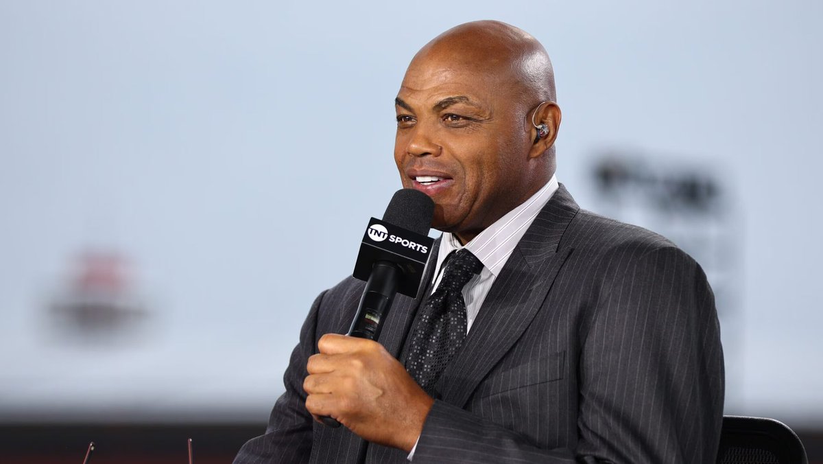 “This is quitting at its finest right now”

- Charles Barkley on the Miami Heat first half performance 😳