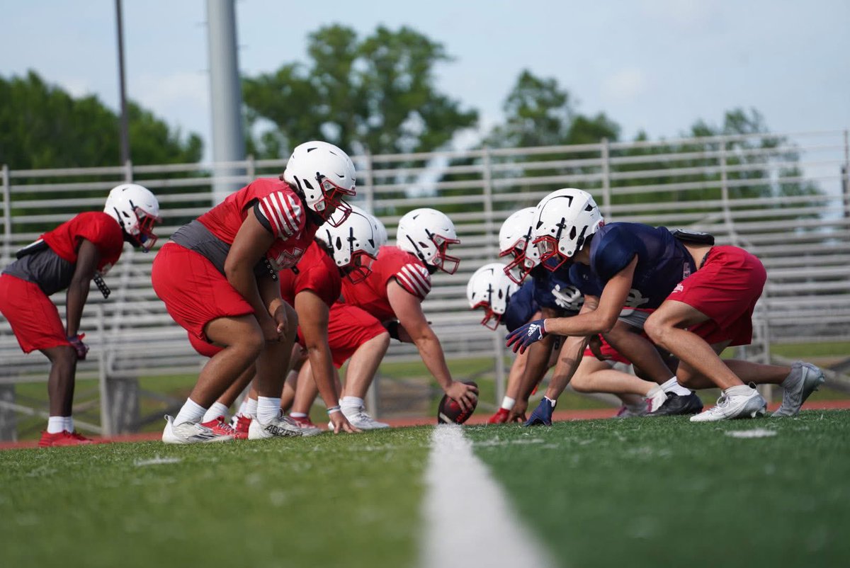 North DeSoto Football (@ndgriffinfb) on Twitter photo Day 1 of spring practice is in the books!
Shoutout to the 🐐 <a href="/MadisonLynn1422/">Madison Ruston</a> for the picture! Day 1 of spring practice is in the books!
Shoutout to the 🐐 <a href="/MadisonLynn1422/">Madison Ruston</a> for the picture!