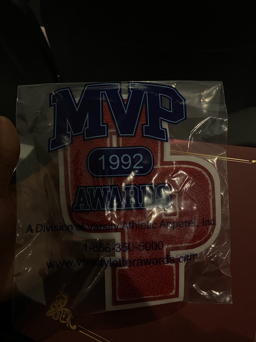 Cardelle “Del” Carrington🗡️ (@c_carrington11) on Twitter photo Wanted to thank <a href="/OakParkHighMI/">Oak Park High School</a>, and <a href="/opfootball_/">Oak Park Football</a> for their opportunity’s, and support throughout my high school. Honored to receive 2 student athletes awards. #Agtg <a href="/HiddenGem_elite/">Motorcity___Hiddengems</a> Wanted to thank <a href="/OakParkHighMI/">Oak Park High School</a>, and <a href="/opfootball_/">Oak Park Football</a> for their opportunity’s, and support throughout my high school. Honored to receive 2 student athletes awards. #Agtg <a href="/HiddenGem_elite/">Motorcity___Hiddengems</a>