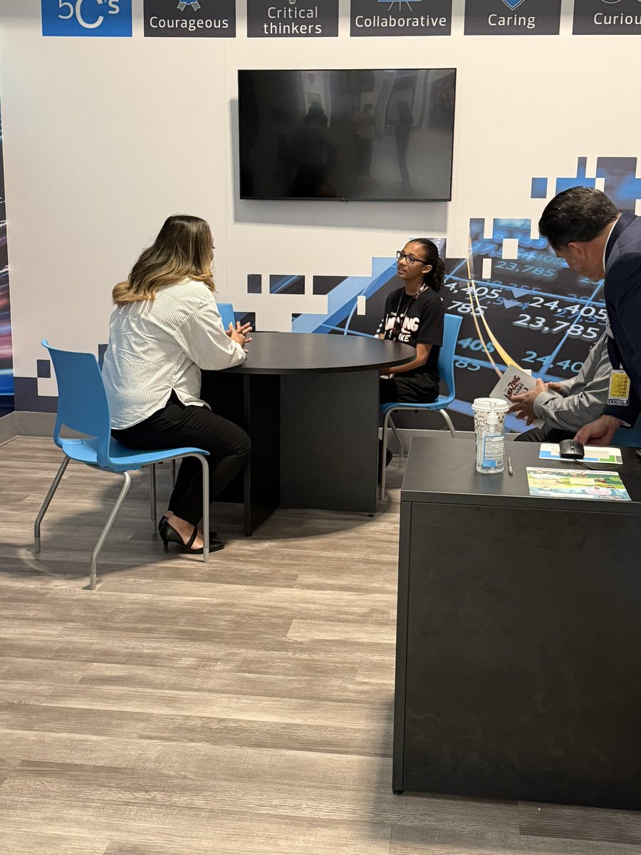 lindemuthccsd's tweet image. Proud of our #GMS Amazing Shake Team! Students were presented with multiple challenges &amp;amp; used their soft skills &amp;amp; problem solving strategies to navigate it all. A special thank you to the Jr. Achievement of So NV for hosting 7 middle schools and over 200 CCSD students/personnel.