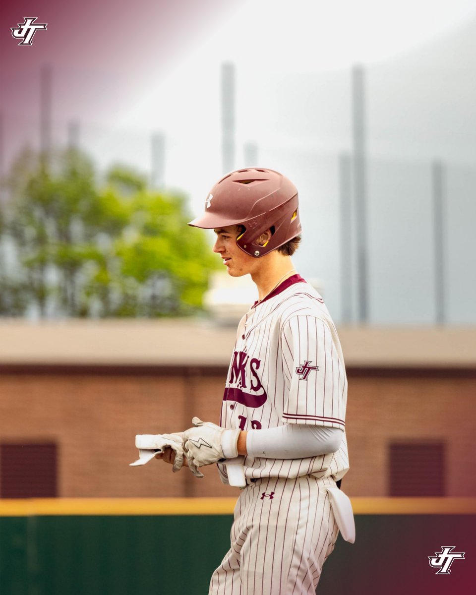 2 Wins and a senior night celebration for @jenkstrojanbaseball tonight!! 

#HOMEOFCHAMPIONS