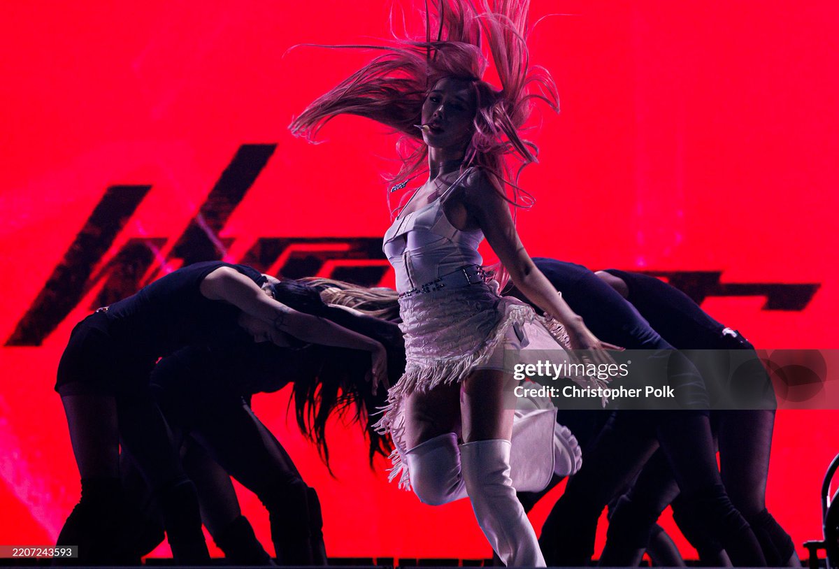 thelattenroyal's tweet photo. Oh my Giselle, you are so georgeous 🥰

 📸gettyimages https://t.co/TmLIUuQsZ8