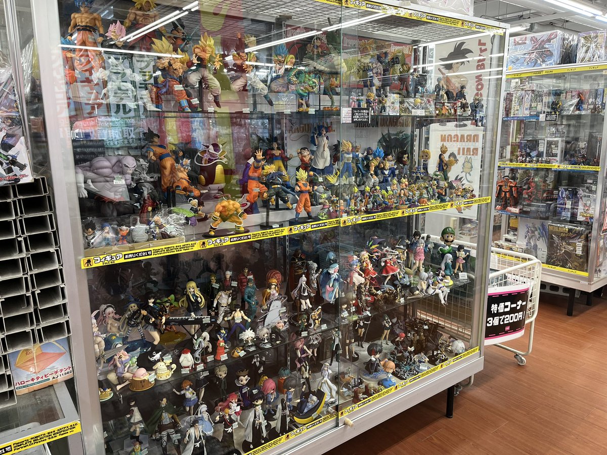 おはようございます、ブックマーケット別府店です📕✨ 本日よりGW