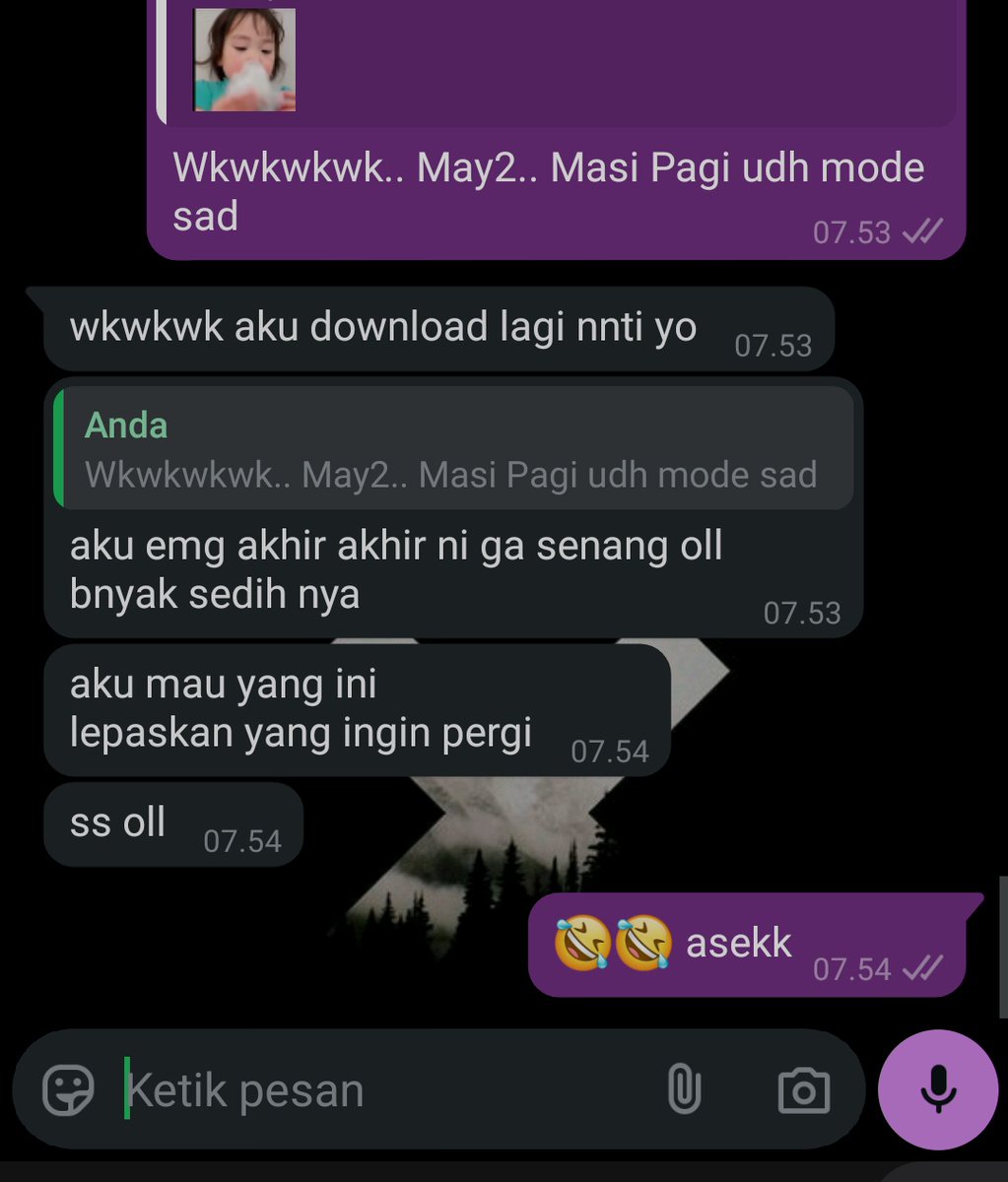 Aulia0024's tweet photo. Pagi2 nemenin temN curhat 😂 https://t.co/WVJ25Dxu04