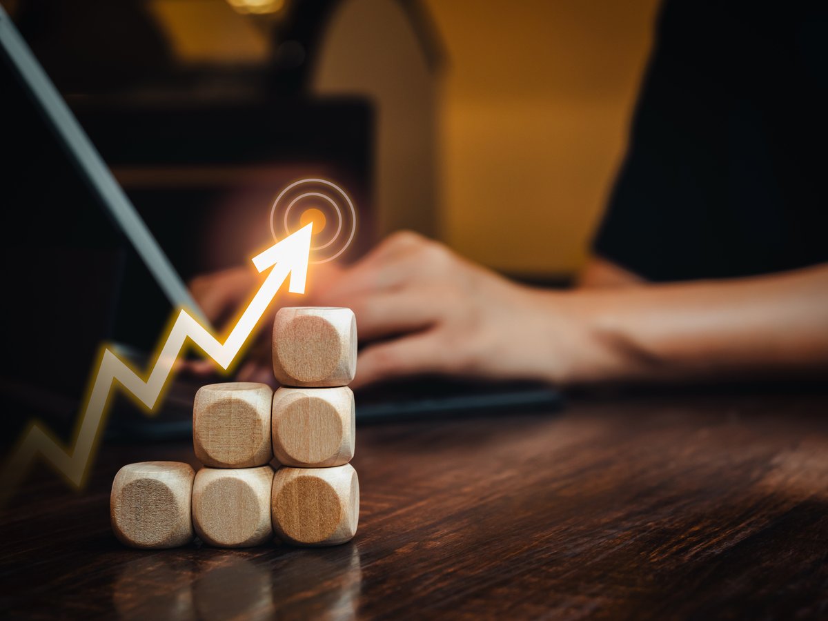 New US tariffs on Australian exports are impacting our economic outlook. Learn what this means for Australian HR professionals.  tinyurl.com/ystr3thy 
#HR #Trade #EconomicImpact #WorkplaceCulture #Remuneration