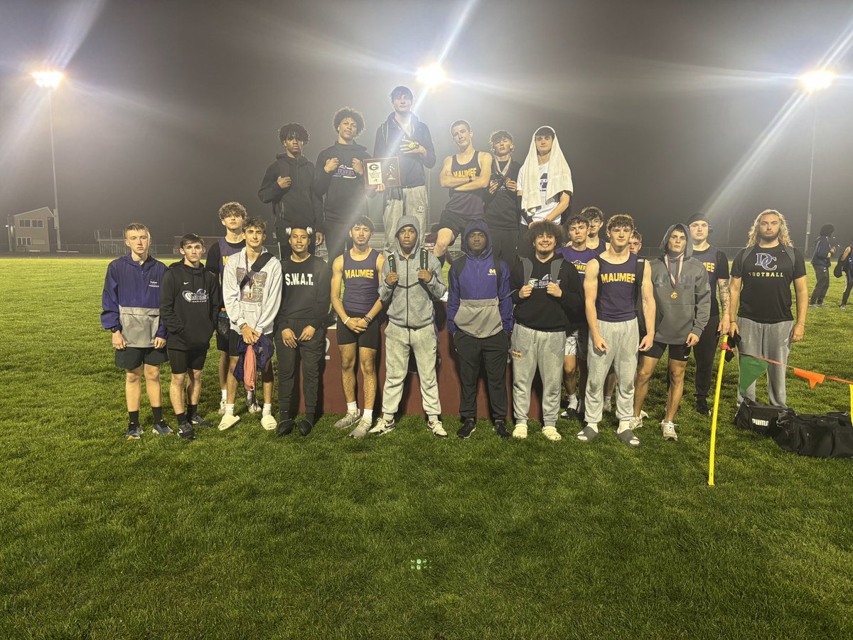 Maumee Track & Field (@maumeetrack) on Twitter photo This past weekend, the MHS Track team competed at the Genoa Springfest.
The boys team placed 2nd overall! Congrats!!
<a href="/MaumeePanthers/">Maumee Panthers</a> This past weekend, the MHS Track team competed at the Genoa Springfest.
The boys team placed 2nd overall! Congrats!!
<a href="/MaumeePanthers/">Maumee Panthers</a>
