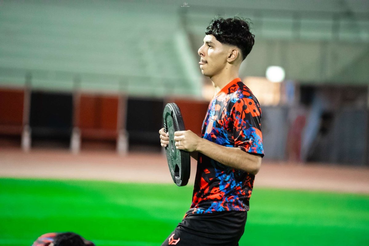 teemoo23_'s tweet photo. الحمد الله دائماً وابداً ❤️🖤 https://t.co/2DdCupHV6k