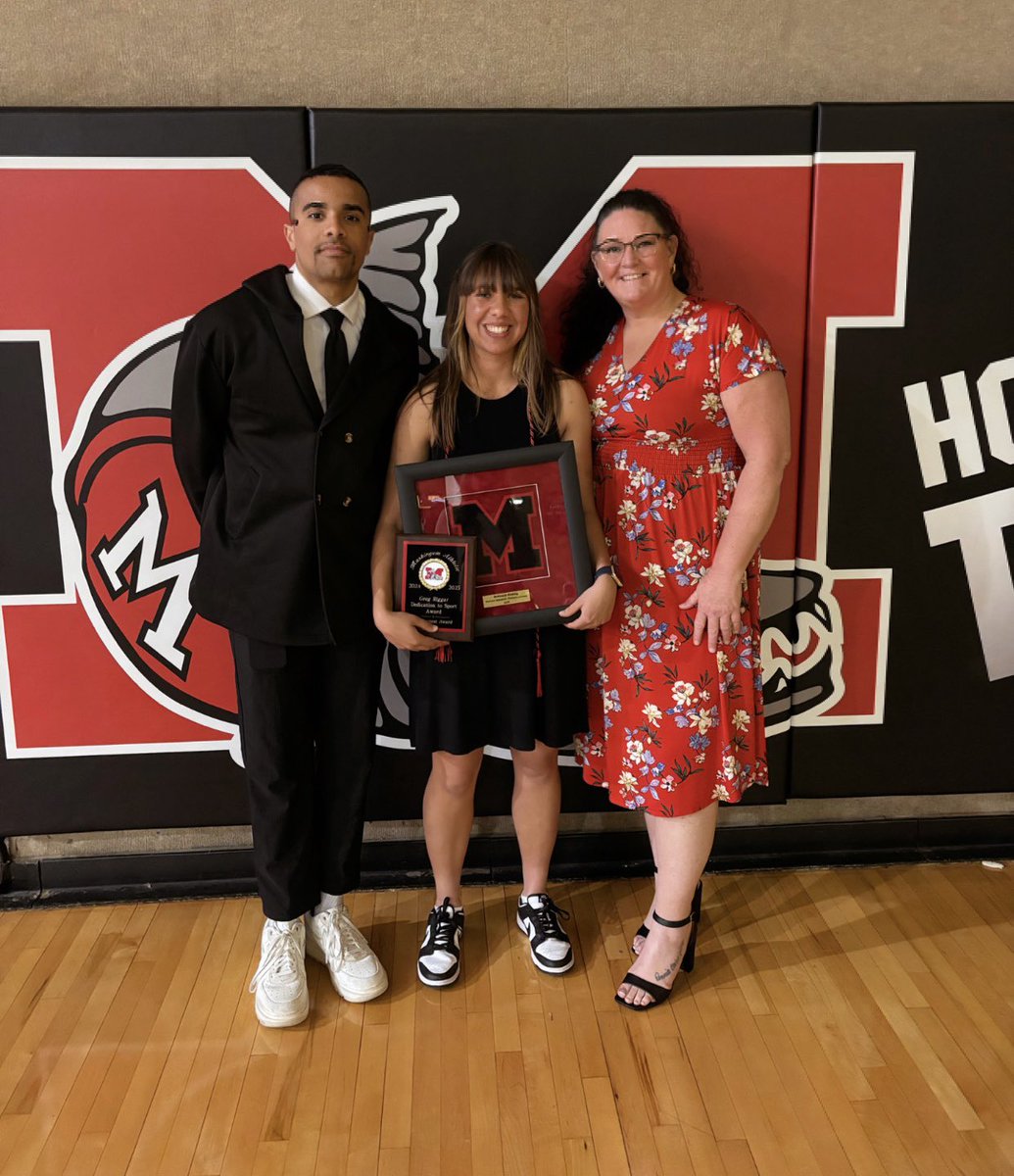 Golden Hook Awards were a success.  #gomuskies #whynotd3