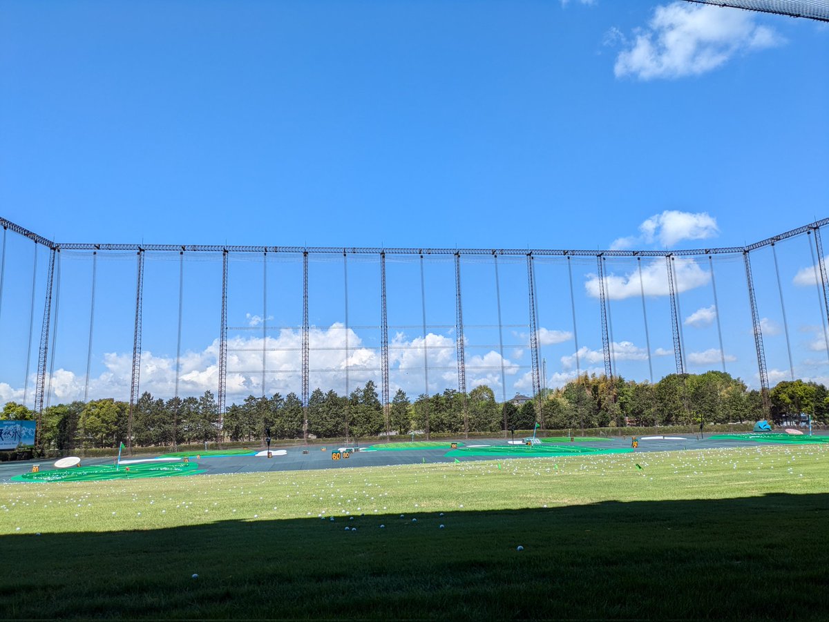 ryomagolf_jp's tweet photo. 営業スタッフSより
天候も最高😇
本日は神奈川県の #藤沢ジャンボゴルフ 様にて16時迄 #試打会 開催中🏌️♂️ #一撃でわかる棒ダマ を試しに
参加無料ですので是非ご来場下さい❗️
#リョーマゴルフ
#ryomagolf
#maxima3
#ぶっ飛ぶぜ
#ゴールデンウィーク https://t.co/XNs0qtncOh