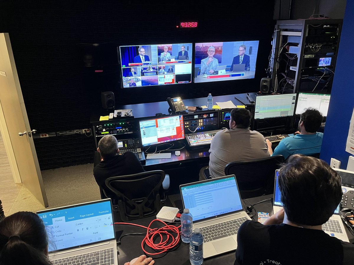 YourTV Halton (@yourtvhalton) on Twitter photo Your vote live coverage.. view from the control room. watch it on YourTV #yourVote #trulylocal #cogeco #yourtv #yourtvhalton <a href="/ClrSameeraAli/">Sameera Ali π¨π¦</a> #paulsharman #jeffknoll #jasonagnew Your vote live coverage.. view from the control room. watch it on YourTV #yourVote #trulylocal #cogeco #yourtv #yourtvhalton <a href="/ClrSameeraAli/">Sameera Ali π¨π¦</a> #paulsharman #jeffknoll #jasonagnew