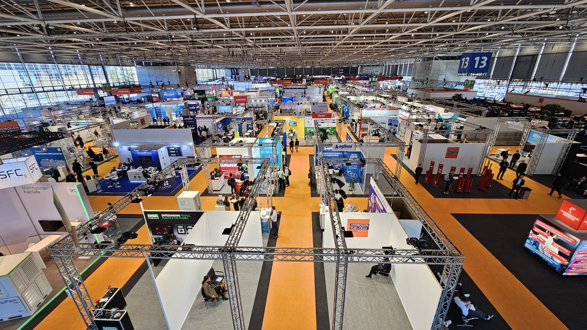EnduaH2's tweet image. It was great to be part of the momentum at the world’s biggest industrial trade fair and a powerhouse of ideas, Hannover Messe 2025. The event showcased the latest in #cleantech and #h2tech, and everything in between, from robotic assistants to AI integration and beyond. #HM25