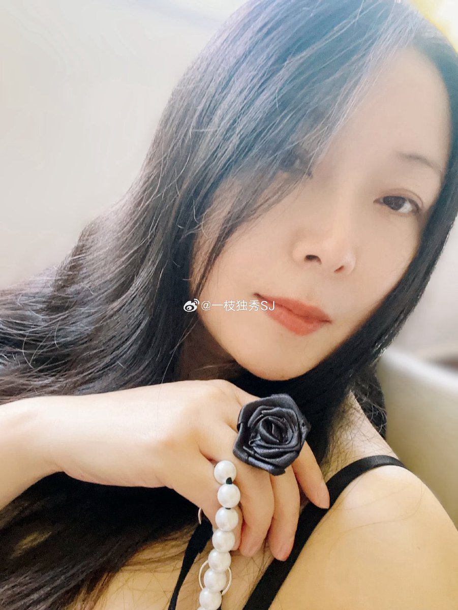 拍照结束，明天发。
上周的订阅内容还在。 https://t.co/64e8ynIEY7