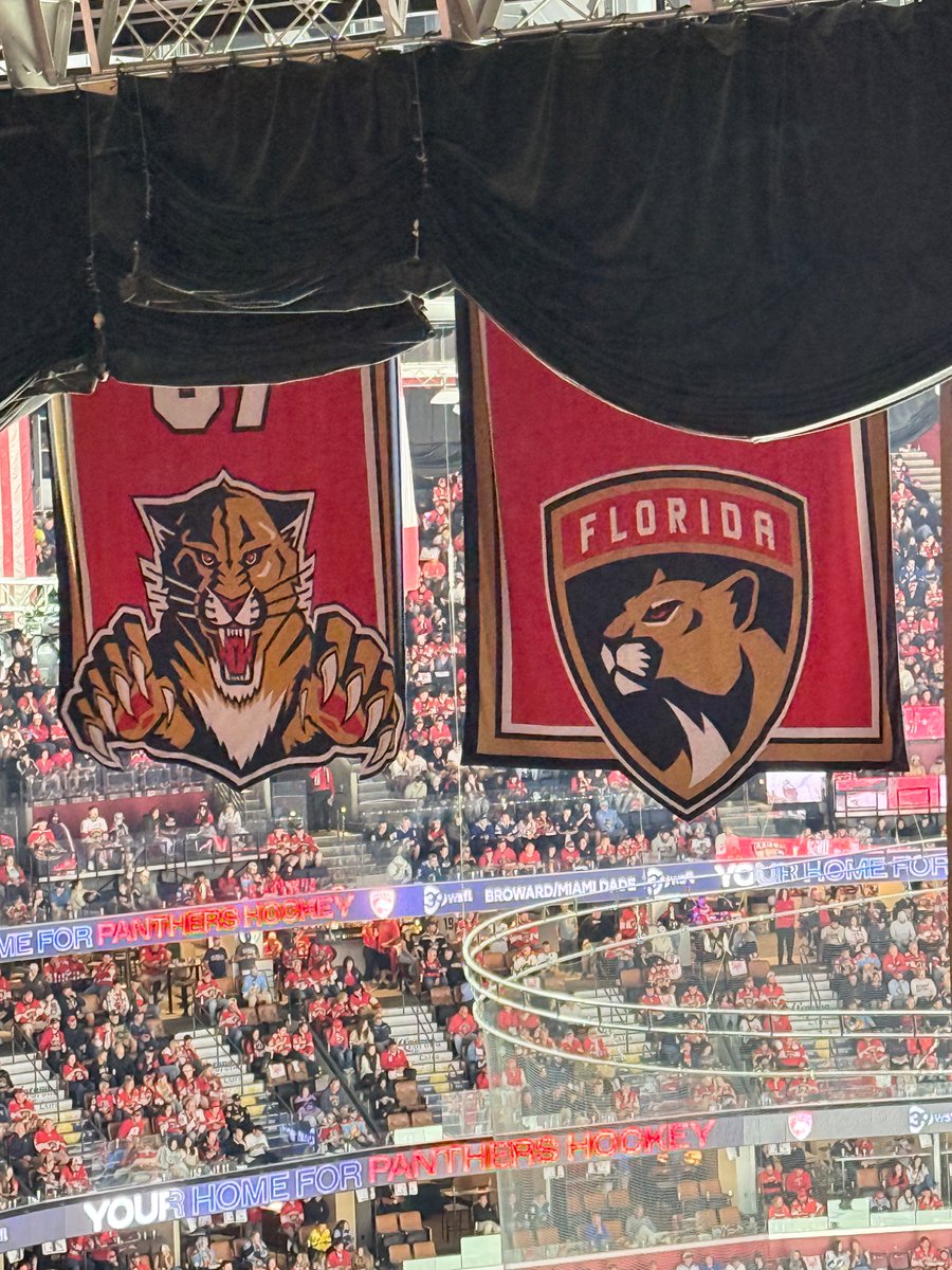 PANTHERS WIN 4-2 OVER THE LIGHTNING IN A RAUCUS AFFAIR!!!

Save 42% on any order – tonight only! – with code RAWR 😼🏒

SheetsGiggles.com/all