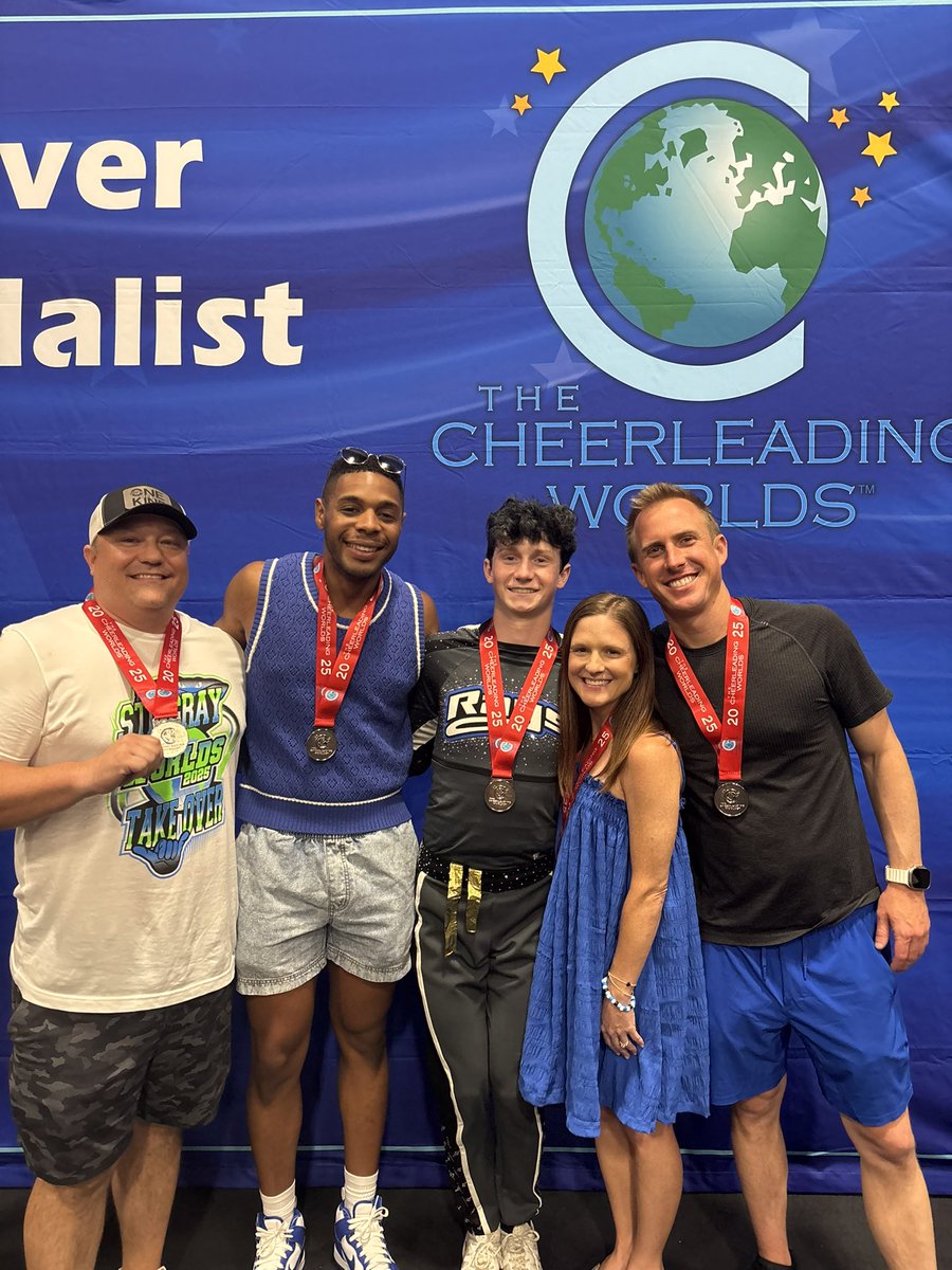 GriffinBrayden_'s tweet photo. 2nd Place in the world….so proud❤️❤️ https://t.co/Gyr3ekIqMU