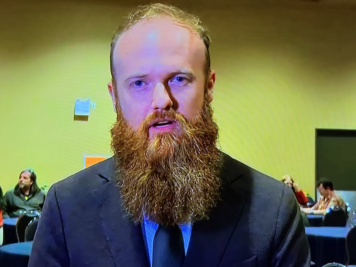 drillinstrctr's tweet image. Someone tell this idiot shave already ; you are not Dostoevsky