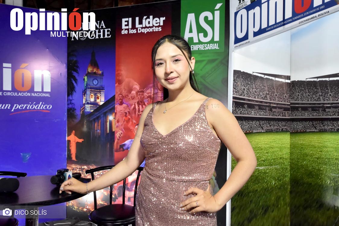 Opinion_Bolivia's tweet photo. #BuenaNocheFerial te espera en la #FEXCO Encuéntranos entre los ingresos del pabellón Americano y Cadepia.
Laura Bustillo V. viste en #Legant lugar donde encontrarás variedad de ropa de mujer. Están ubicados en la calle San Martín entre Calama y Ladislao Cabrera.
📸 Dico Solís https://t.co/pCVsCfauEm