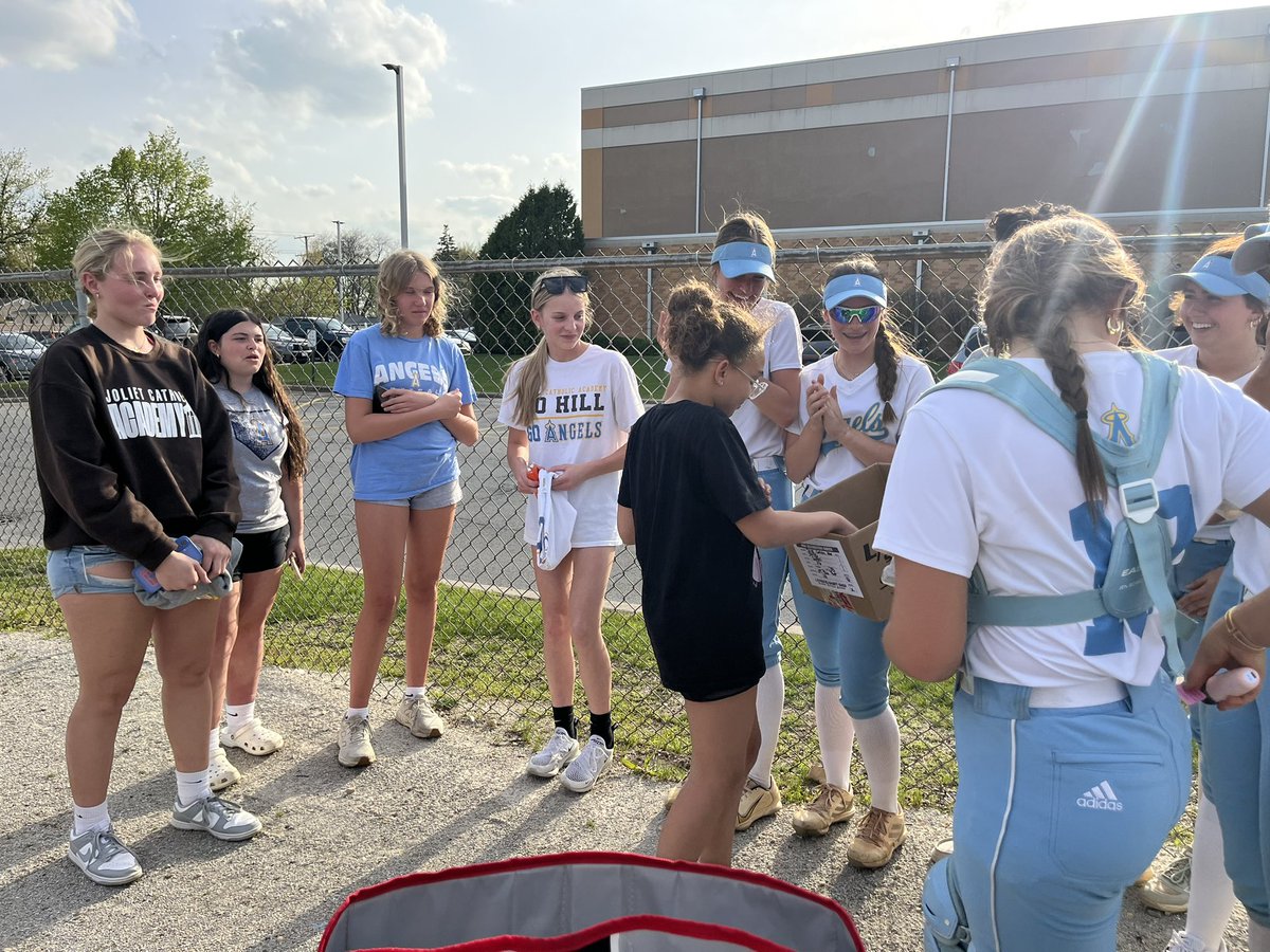 Angels Softball tweet media