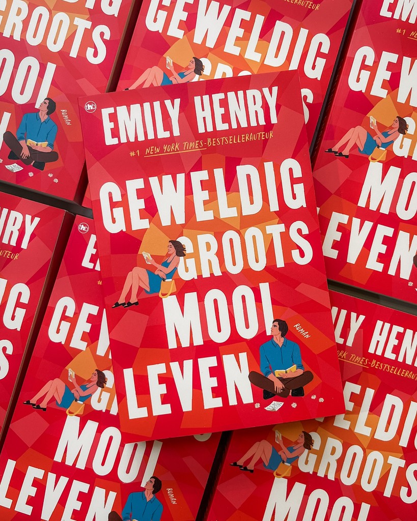 Vandaag ligt ook de Nederlandse editie van het nieuwe boek van Emily Henry in de winkel: 𝙂𝙚𝙬𝙚𝙡𝙙𝙞𝙜 𝙜𝙧𝙤𝙤𝙩𝙨 𝙢𝙤𝙤𝙞 𝙡𝙚𝙫𝙚𝙣. Dus ren naar je lokale boekhandel of scoor online het e-book of audioboek, want dit verhaal wil je echt niet missen!
thehouseofbooks.com/boek/3219/emil…