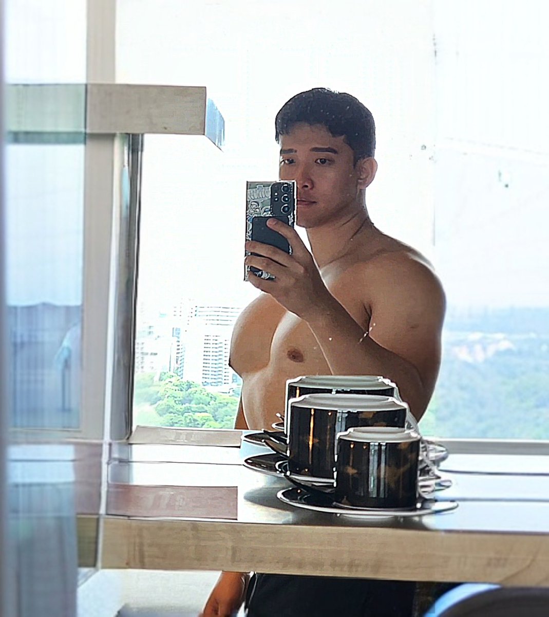 준이 tweet media