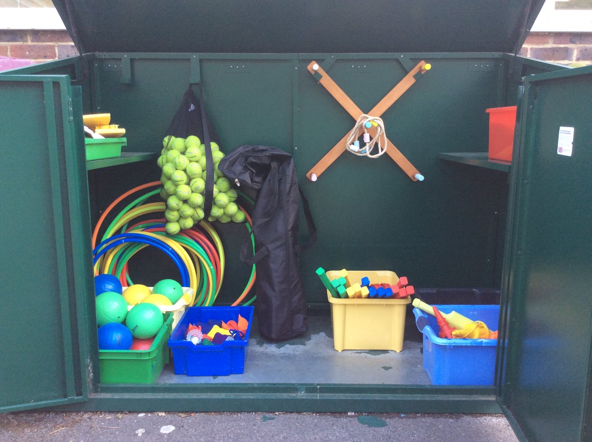 Robin Hood Primary and Nursery School (@rhpkingston) on Twitter photo Thank you to our fabulous PTA for raising funds to buy us new play equipment! Thank you to our fabulous PTA for raising funds to buy us new play equipment!