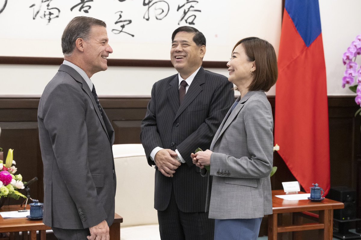 Karen Kuo 郭雅慧 (@karenkuo__) on Twitter photo Delighted to welcome Admiral Aquilino, President Wills, & the <a href="/NBRnews/">The National Bureau of Asian Research</a> delegation. #Taiwan’ll implement the Four Pillars of Peace action plan & increase our self-defense capabilities to safeguard democracy & freedom. We’ll work w/ the #US to deepen our economic & military ties to Delighted to welcome Admiral Aquilino, President Wills, & the <a href="/NBRnews/">The National Bureau of Asian Research</a> delegation. #Taiwan’ll implement the Four Pillars of Peace action plan & increase our self-defense capabilities to safeguard democracy & freedom. We’ll work w/ the #US to deepen our economic & military ties to