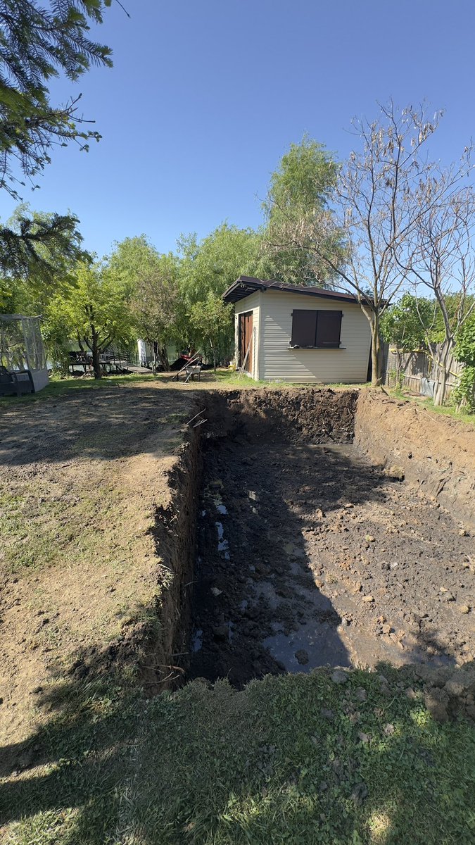 robb_schmidt's tweet image. Step 1 complete. Thinking of doing a documented series 🤔 #buildingApool