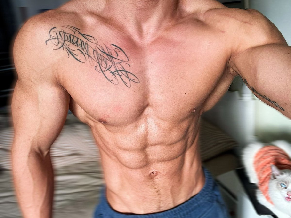 按时锻炼，按时吃饭