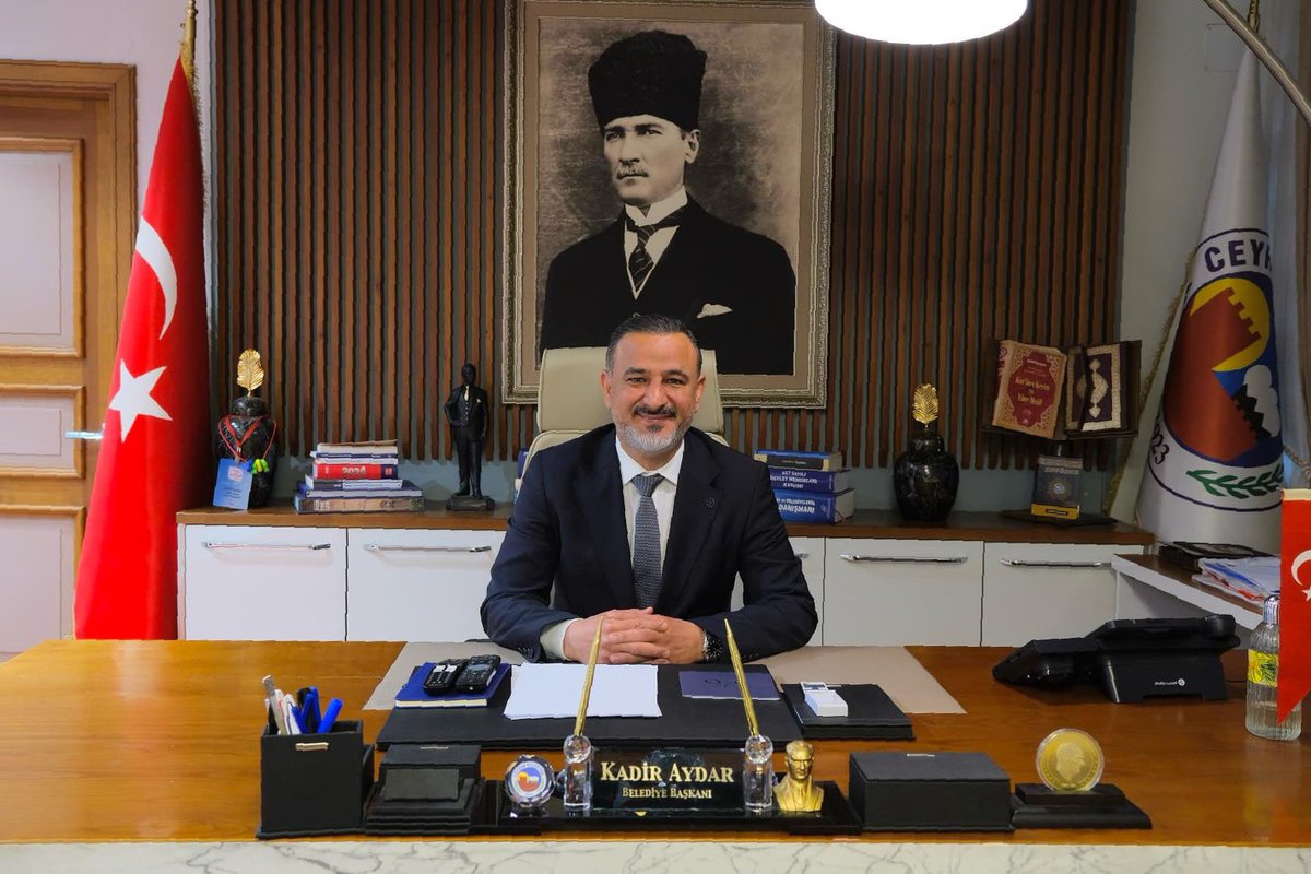 Belediye Başkanımız Kadir Aydar’ın programları nedeniyle, Ceyhan Belediye Başkan Vekilliği görevini Meclis Üyemiz Ercan Tosun yürütmektedir. Hizmetlerimizde herhangi bir aksama yaşanmadan, ilçe genelinde çalışmalarımıza devam ediyoruz.