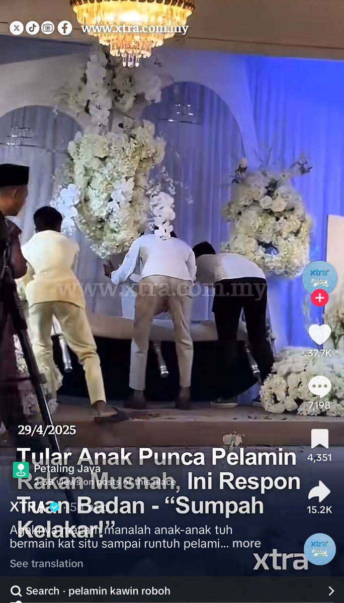 twtbiy's tweet photo. Pelamin orang roboh sebab anak dia tapi dia boleh gelak gelak. Dah jadi mak budak pun bodoh. https://t.co/bdwa3VuNug