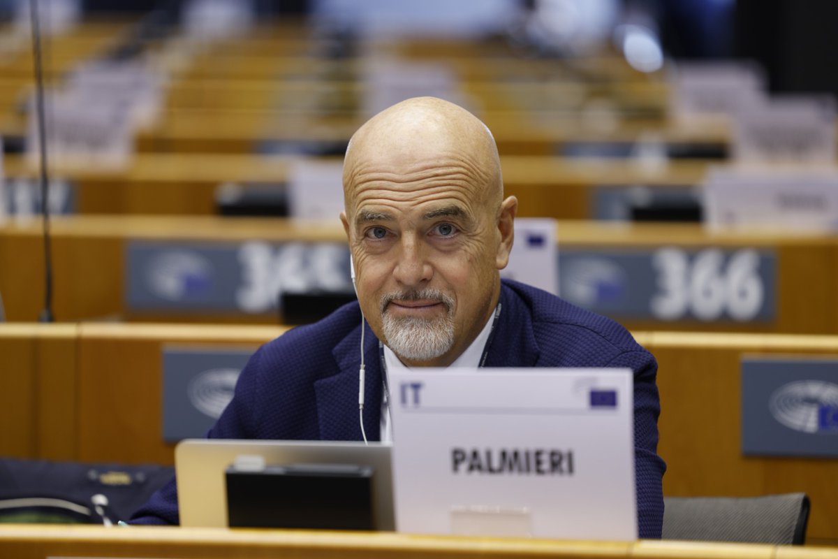 Workers' Group EESC (@workerseesc) on Twitter photo Warm congratulations to <a href="/stefanopalmier/">Stefano Palmieri</a> on your designation as President of <a href="/EESC_REX/">EESC External Relations</a> for the upcoming <a href="/EU_EESC/">European Economic and Social Committee</a> mandate.
Looking forward to an inspiring term ahead! Warm congratulations to <a href="/stefanopalmier/">Stefano Palmieri</a> on your designation as President of <a href="/EESC_REX/">EESC External Relations</a> for the upcoming <a href="/EU_EESC/">European Economic and Social Committee</a> mandate.
Looking forward to an inspiring term ahead!