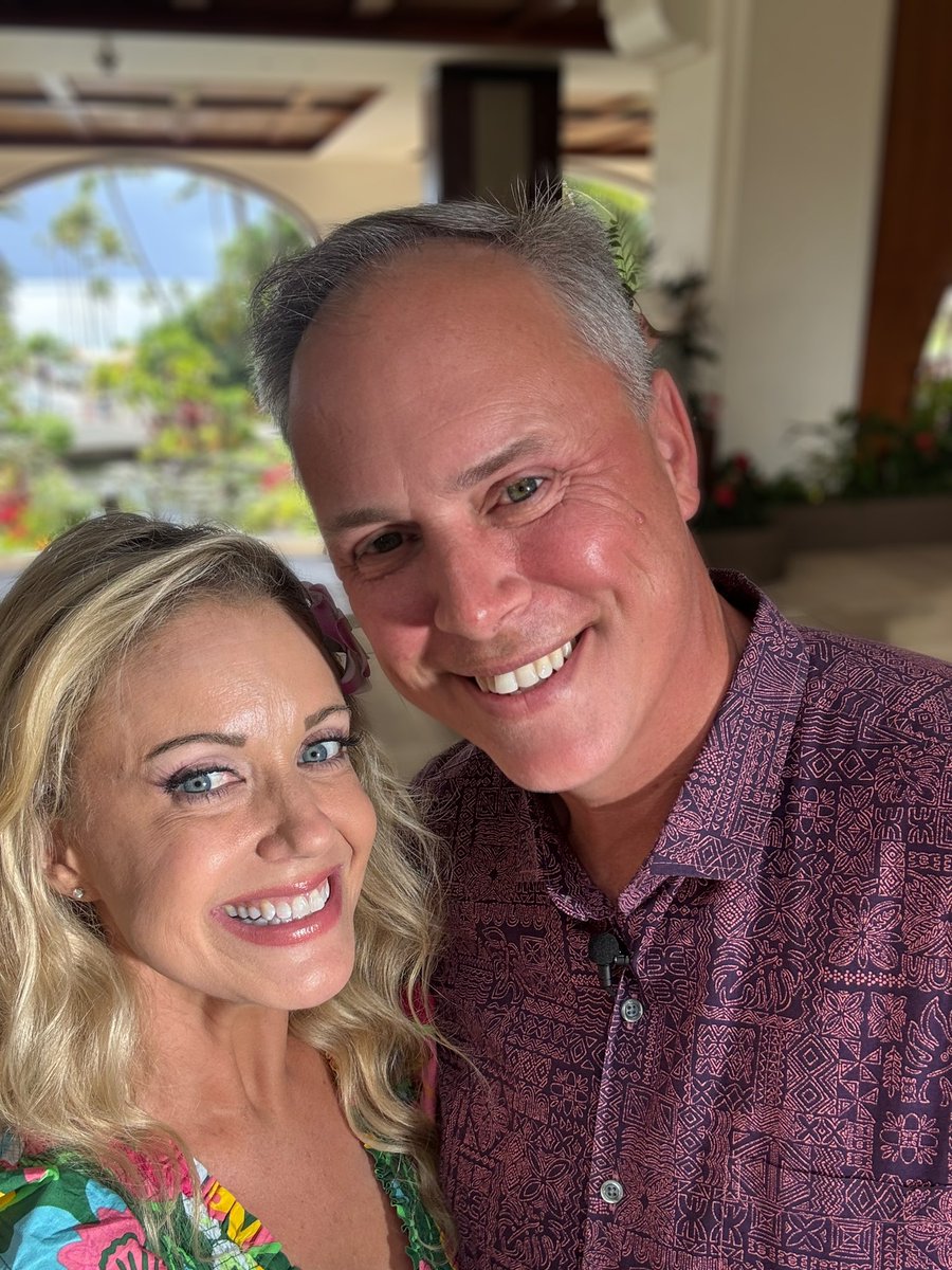 maggiesworld's tweet photo. A blend of luxurious amenities with cultural significance at @FairmontKeaLani 🌺🤙🏻
Playing the ukulele, to gorgeous artwork & best sashimi I’ve ever had, everything was incredible! A picturesque paradise
#HTOWNLIVE #cw39houston #fairmontkealani #alwayskealani #fairmonthotels https://t.co/hnVZqH0rOB