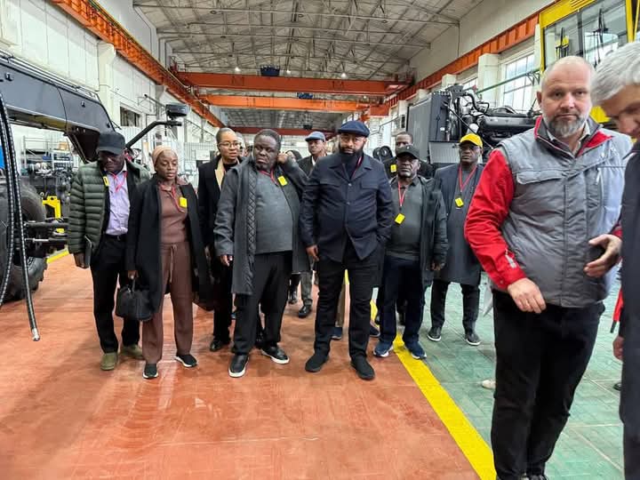 Bagosupportgrup's tweet photo. Niger State Governor Umaru Mohammed Bago embarks on a strategic visit to Russia, aiming to boost food security through collaborative efforts. Joined by top officials, this trip seeks to strengthen ties, explore new opportunities, and drive economic growth in Niger State. https://t.co/nj2KfgD0RP