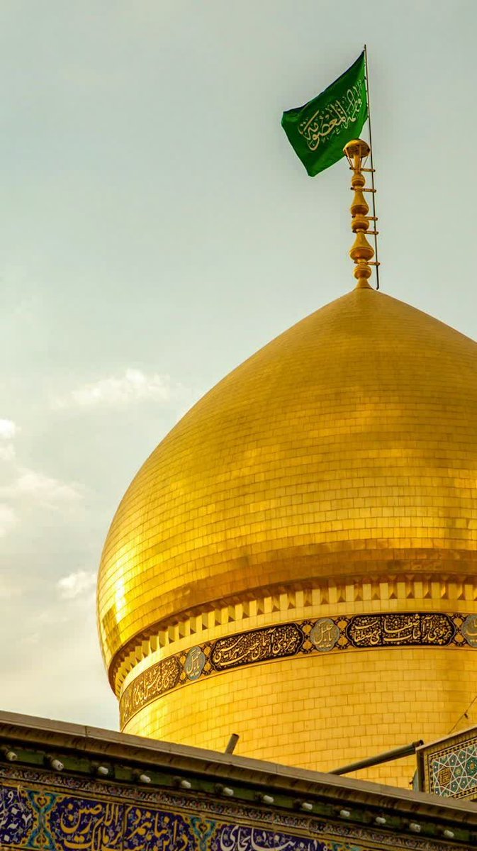تولد بانویی که به عفتش قم، مدینه دوم شد...
حضرت معصومه (س)، الگویی از نجابت، معرفت و ولایت‌مداری.
روز دختر مبارک به تمام گل‌هایی که بوی بهشت می‌دهند،
اگر خودشان را پیدا کنند...
#فاطمه_معصومه
