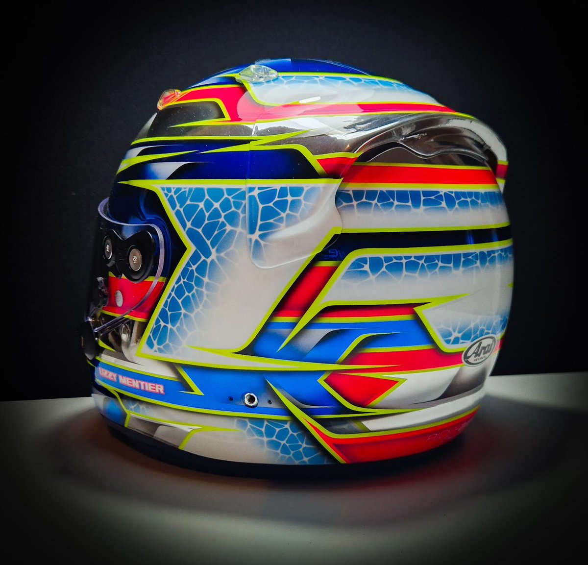 Rich-Art Concepts (@richartconcepts) on Twitter photo The chrome base and delicate detail of Lizzy Mentier’s Arai GP7 🔥 *Design by <a href="/mdm_designs/">MDM Designs</a> The chrome base and delicate detail of Lizzy Mentier’s Arai GP7 🔥 *Design by <a href="/mdm_designs/">MDM Designs</a>