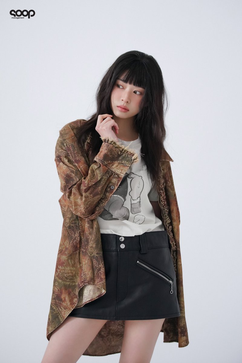 🎁 띵동 
숲블리에게서 도착한 선물을 열어보시겠습니까?

#김민주 #kimminju #데이즈드 #DAZED #매니지먼트숲 #managementsoop