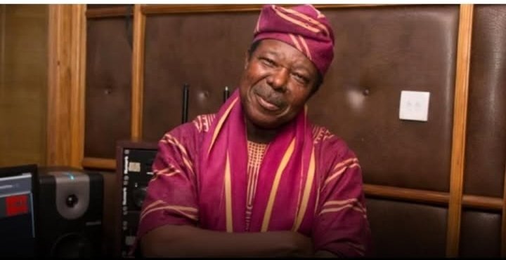 instablog9ja's tweet photo. King Sunny Ade's Daughter Raises Alarm Over Father's Whereabouts, Accuses Manager of Isolation

Damilola Esther Adeniyi-Adegeye, daughter of legendary Nigerian juju musician King Sunny Ade, has raised alarm over her father's whereabouts, claiming he has been unreachable for weeks. She accused his manager and stepbrother, Dayo Adegeye, of keeping the 78-year-old icon away from his family under suspicious conditions.

The matter came to public attention on Monday, April 28, 2025, when media personality @Akanbitheduke shared concerns on Instagram, revealing that efforts by close associates to contact the veteran performer had failed.

According to Damilola, the manager has been moving Sunny Ade from one hotel to another, isolating him while allegedly forcing him to continue performing despite his deteriorating health and the recent death of one of his daughters. She also alleged that he is being administered sleeping pills to manage insomnia, further accusing the handlers of expl%iting him financially, denying him access to his home and office, and manipulating his schedule for profit.

"The last time I spoke to my dad, he was clearly distr+ssed. Before we could talk, someone took the phone from him. Since then, I haven't been able to reach him," she wrote in an emotional social media post.
Screenshots of alleged conversations between Damilola, other family members, and the manager have surfaced online, intensifying public concern.

However, a close aide of King Sunny Ade dismissed the claims as false, telling https://t.co/S91r12HV3o that the music legend was spotted in Lagos recently, performing at an event. "We are on top of the situation," the aide said, but offered no solid proof to ease growing fears.