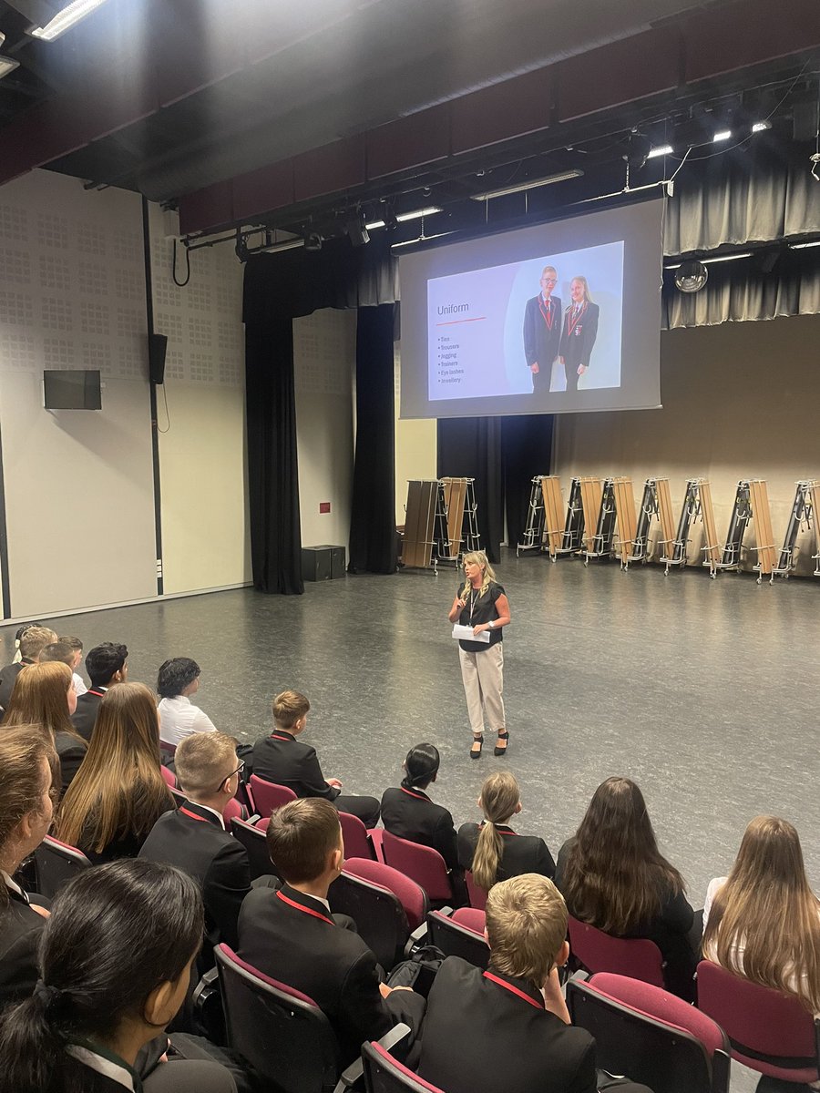 TUESDAY MORNING ASSEMBLY, first one of Summer 1 for the Y9 family and Miss Bott is resetting expectations ensuring that all students are abiding by our 10/10 mantra! Let’s smash the next few weeks Team 💚 #BestYearTeam <a href="/Gospel_Oak_/">Gospel Oak School</a>