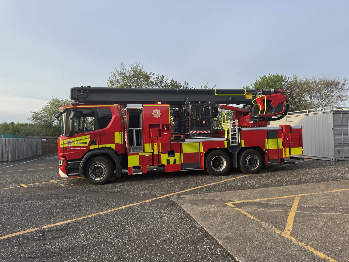 Dreghorn Community Fire Station tweet media