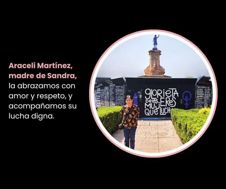 EloxMagon's tweet photo. “…la abrazamos con amor y respeto…”

#Oaxaca… las mujeres que luchan hoy de luto vs la falsedad en la clase política que “defiende mujeres” pero hoy festeja o calla. 

@GlorietaMujeres https://t.co/82SfGC9iZm
